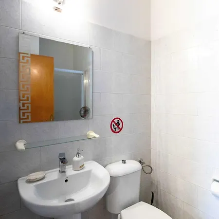 Villa Gaia - 4 Bedroom House In *