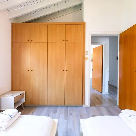 Gaia - 4 Bedroom House In Villa *
