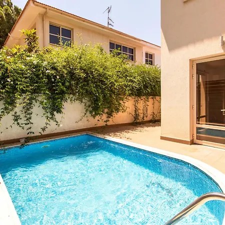 Villa Gaia - 4 Bedroom House In *