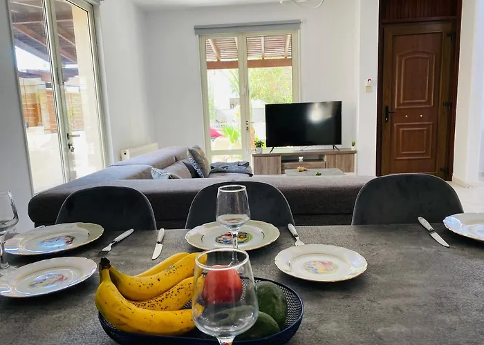 Gaia - 4 Bedroom House In Villa