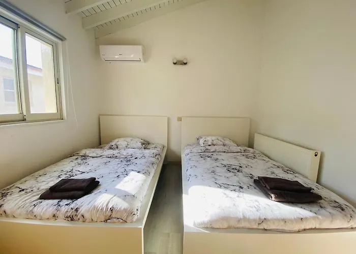 Gaia - 4 Bedroom House In * Larnaca